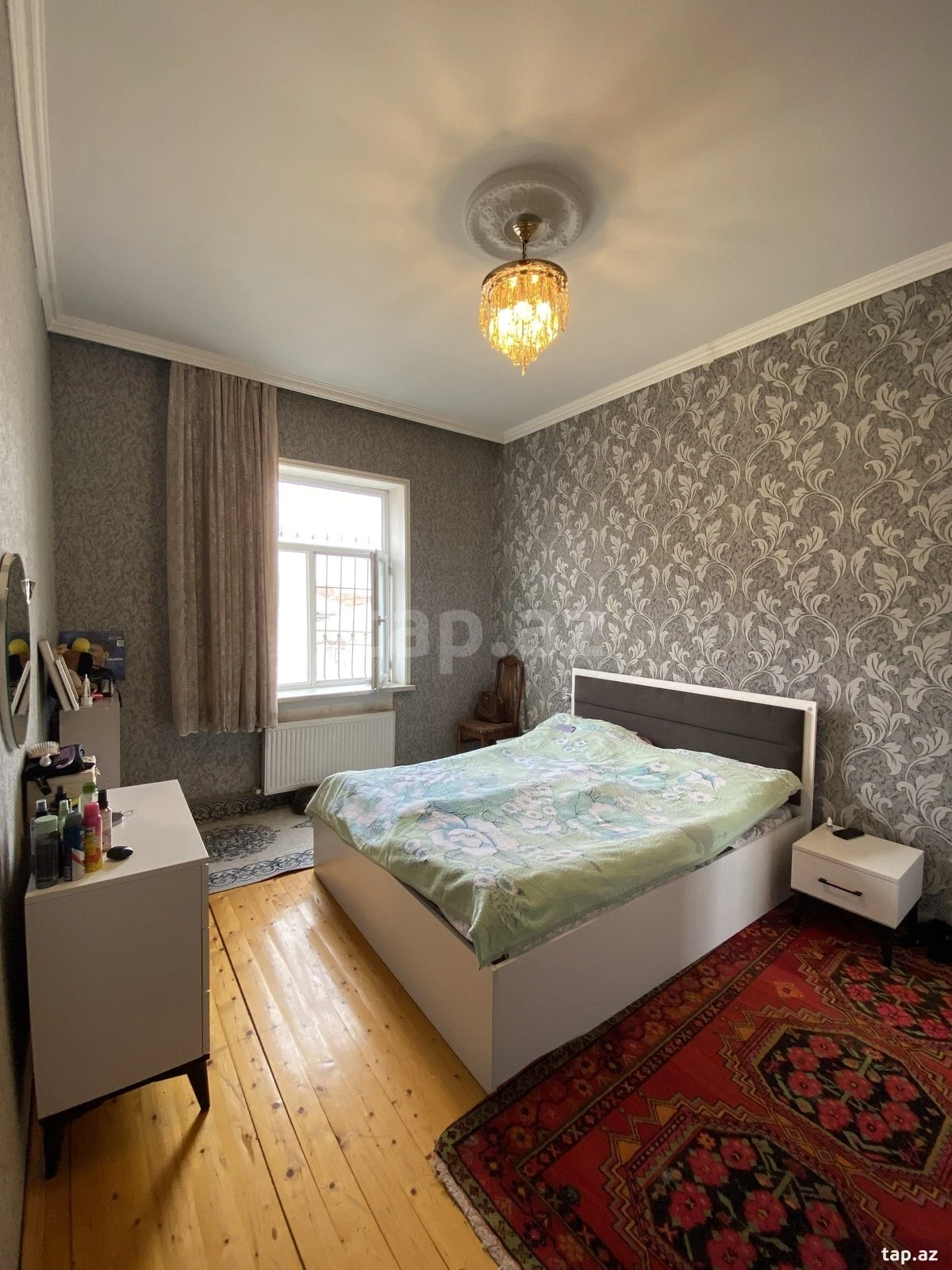 Satılır 5 otaqlı həyət evi