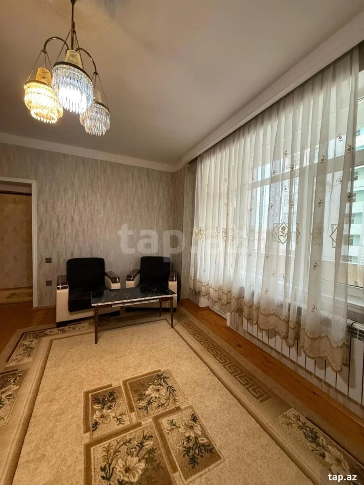 Kirayə verilir 2 otaqlı yeni tikili 70 m²