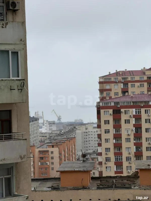 Kirayə verilir 2 otaqlı yeni tikili 70 m²