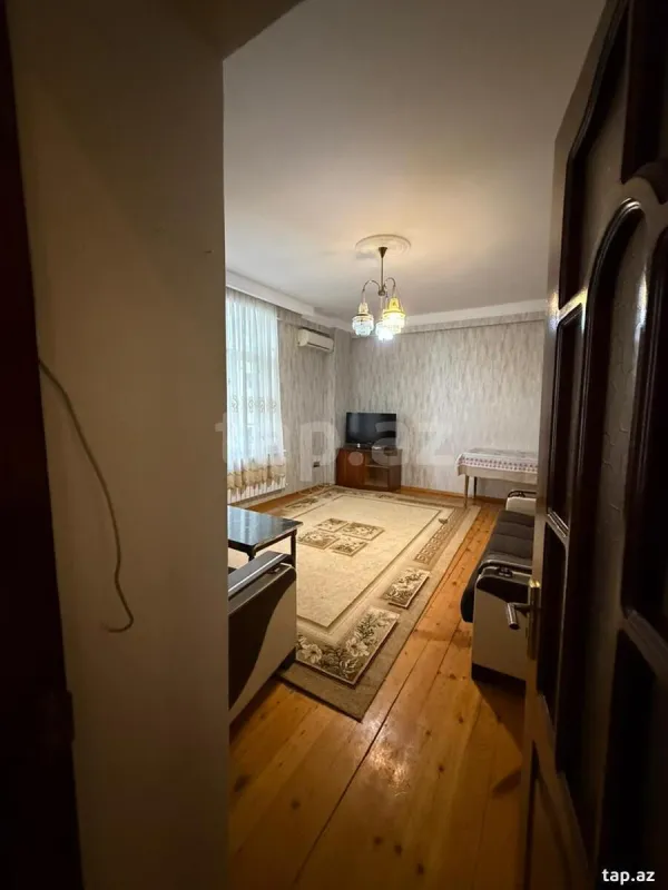 Kirayə verilir 2 otaqlı yeni tikili 70 m²