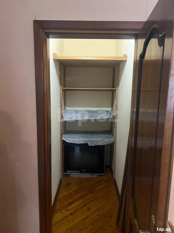 Kirayə verilir 2 otaqlı yeni tikili 87 m²