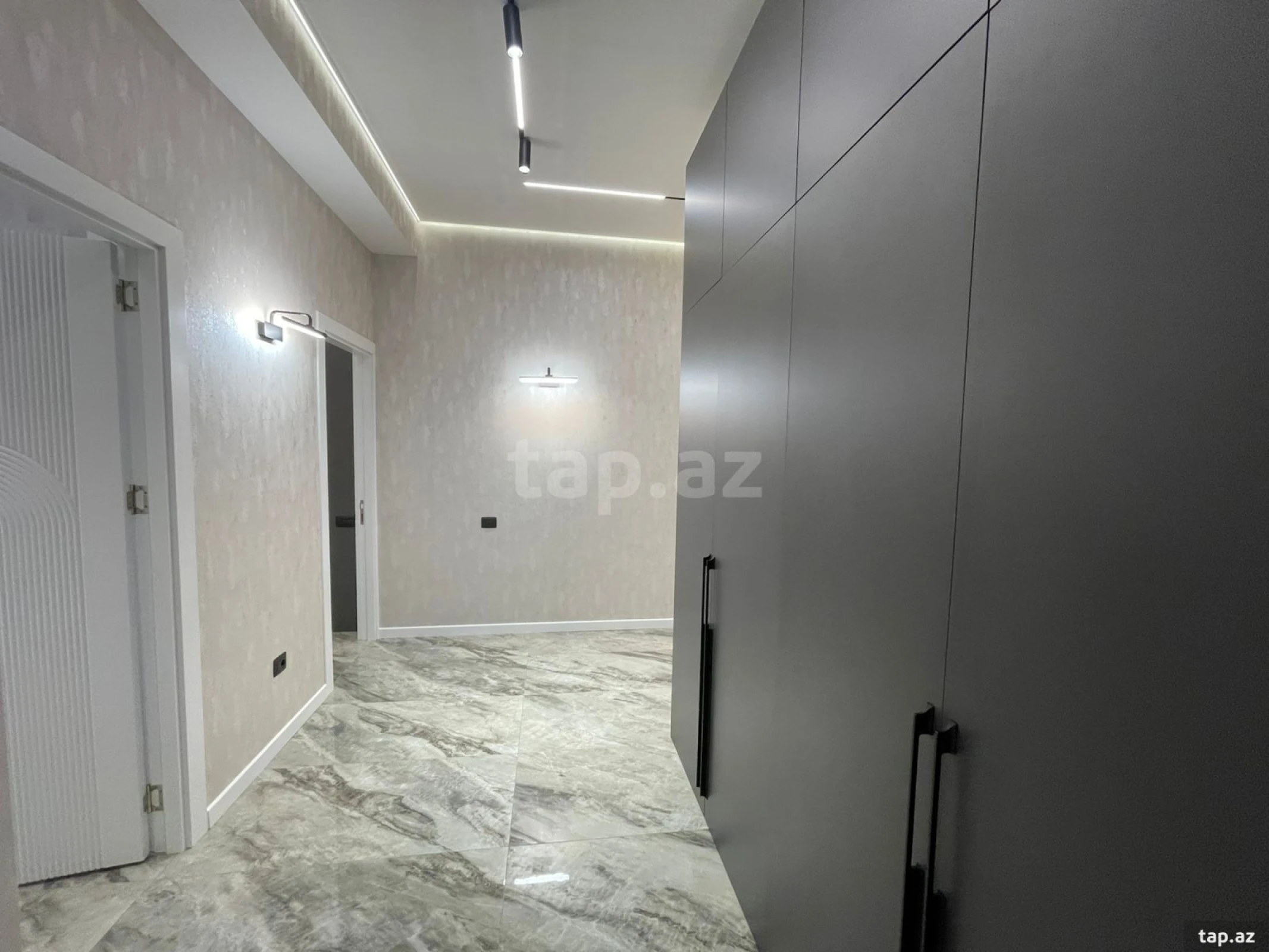 Kirayə verilir 3 otaqlı yeni tikili 85 m²