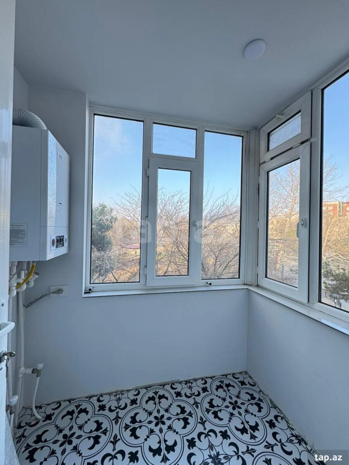 Satılır 2 otaqlı mənzil 45 m²