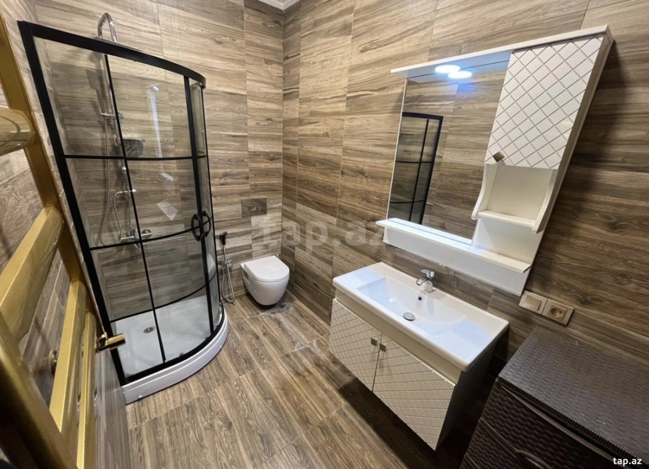 Kirayə verilir 4 otaqlı həyət evi