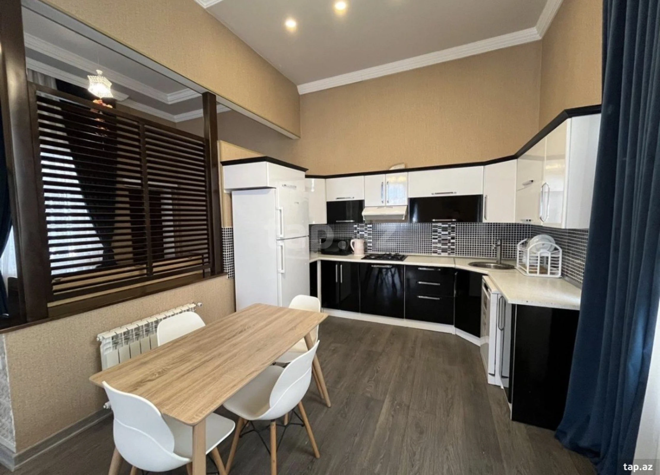 Kirayə verilir 4 otaqlı həyət evi