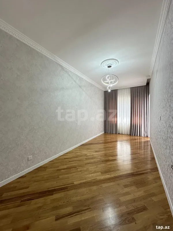 Satılır 2 otaqlı yeni tikili 74 m²