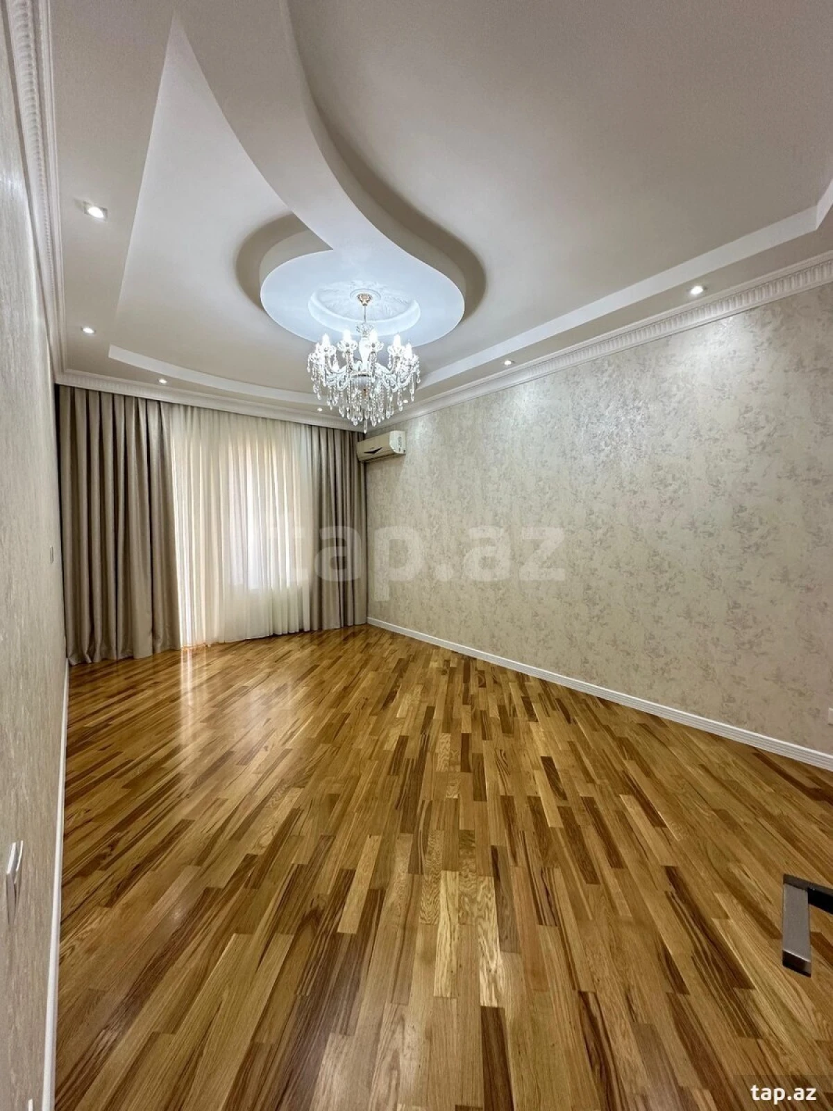 Satılır 2 otaqlı yeni tikili 74 m²