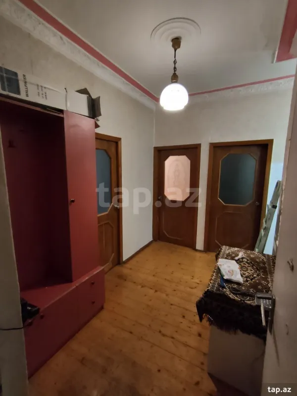 Satılır 3 otaqlı mənzil 70 m²