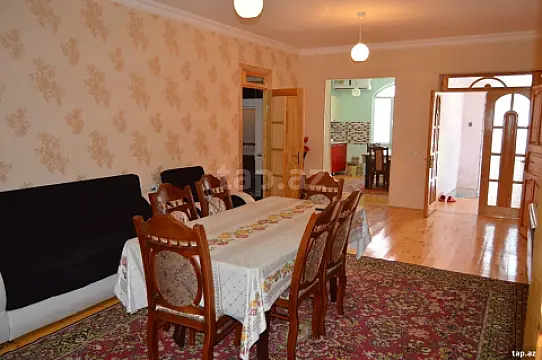 Kirayə verilir 4 otaqlı həyət evi