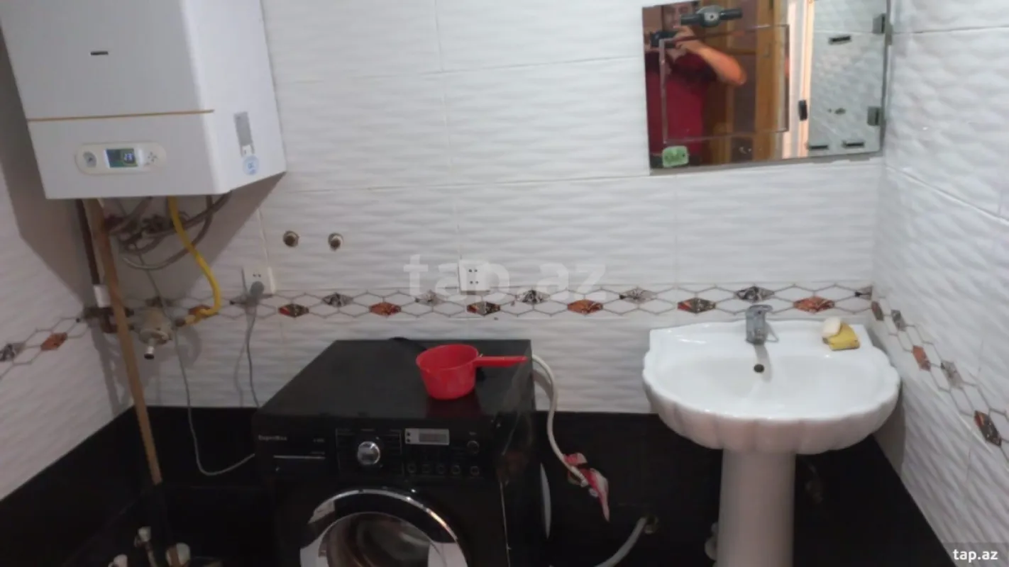 Kirayə verilir 4 otaqlı həyət evi