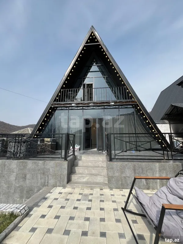 Kirayə verilir 4 otaqlı həyət evi