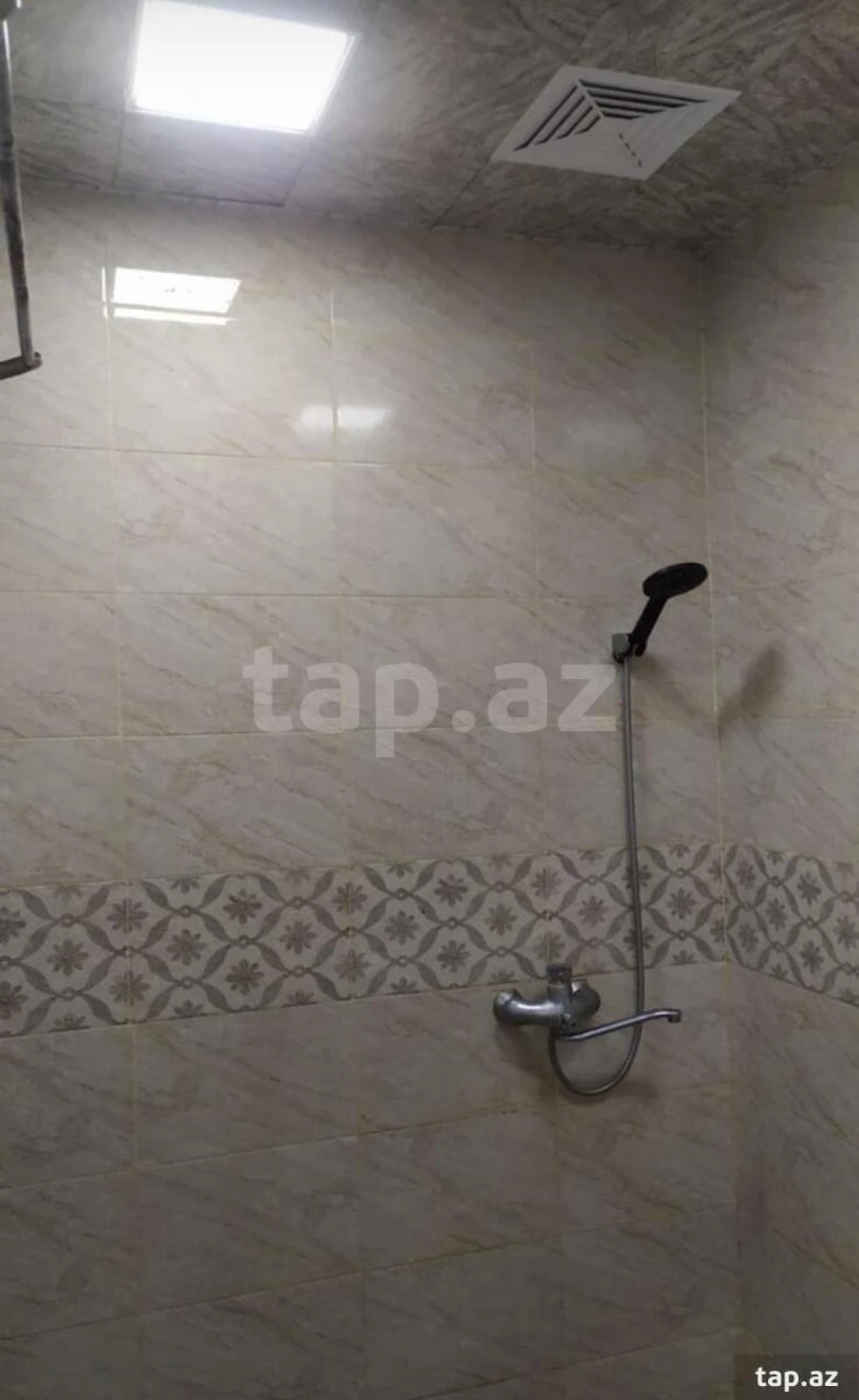 Kirayə verilir 2 otaqlı mənzil 65 m²