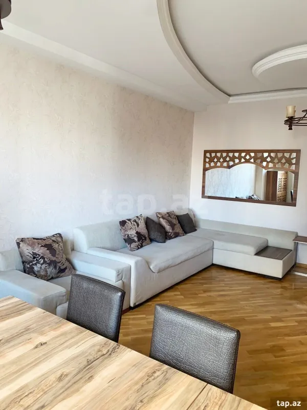 Kirayə verilir 2 otaqlı yeni tikili 85 m²