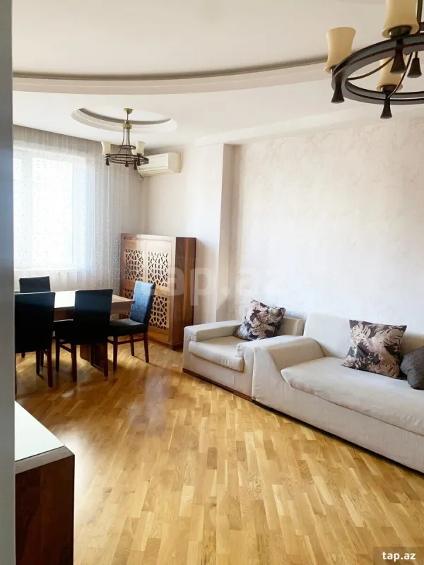 Kirayə verilir 2 otaqlı yeni tikili 85 m²