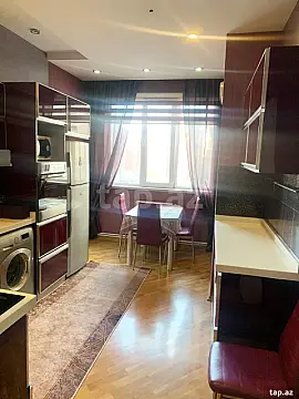 Kirayə verilir 2 otaqlı yeni tikili 85 m²