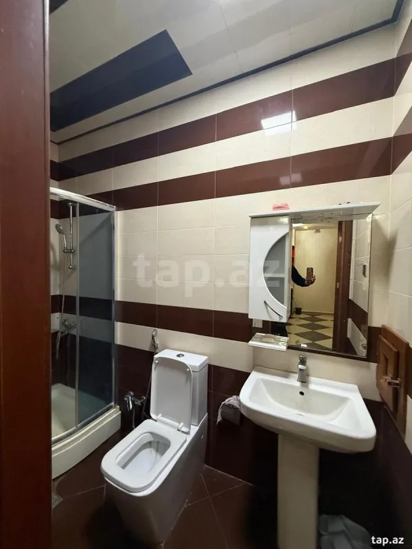 Kirayə verilir 2 otaqlı yeni tikili 65 m²