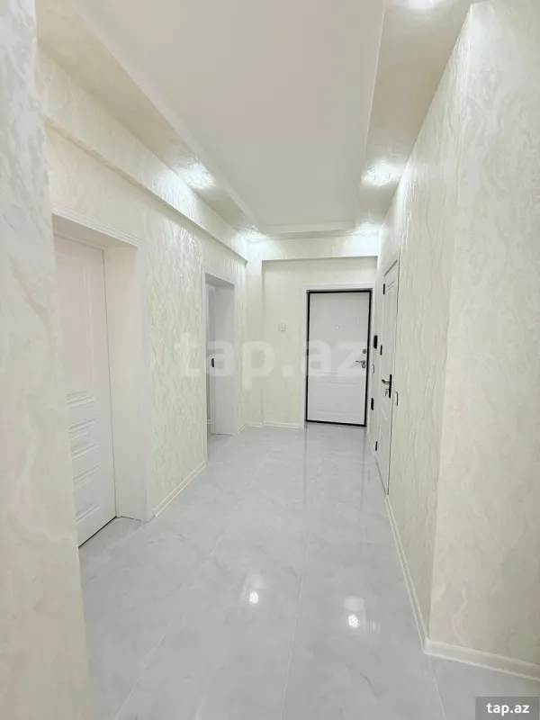 Satılır 3 otaqlı yeni tikili 62 m²