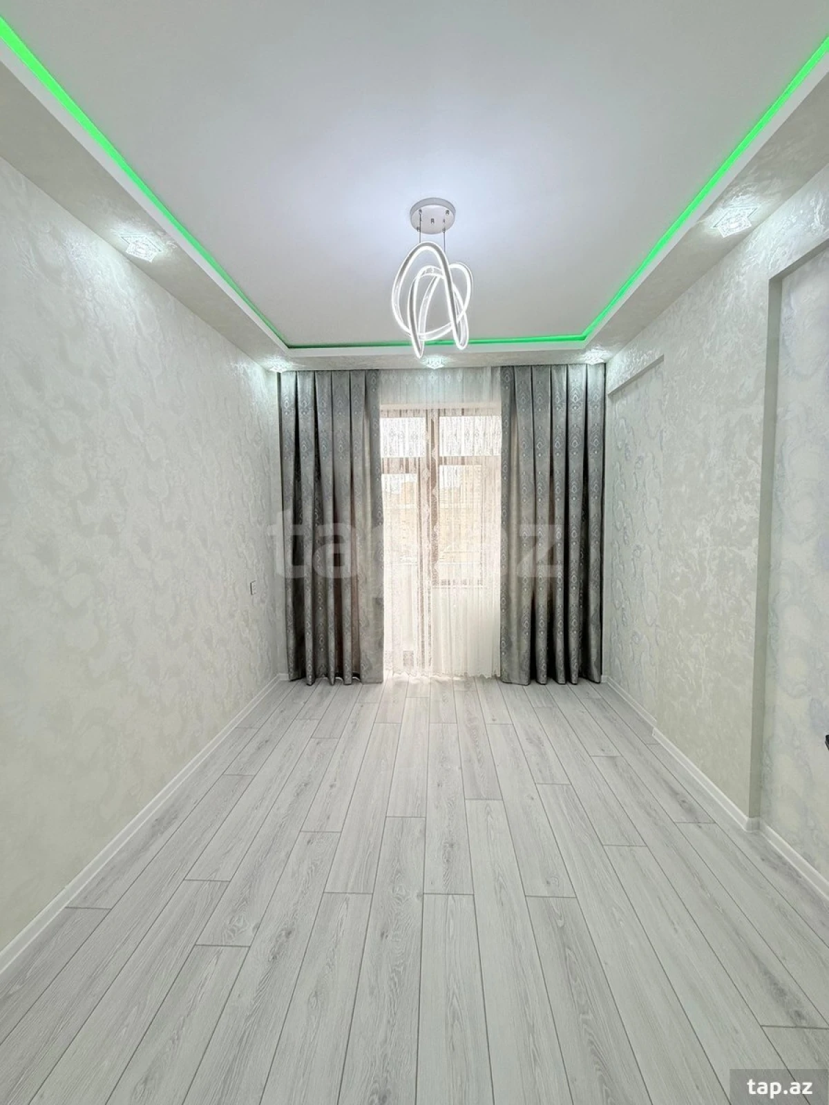 Satılır 3 otaqlı yeni tikili 62 m²