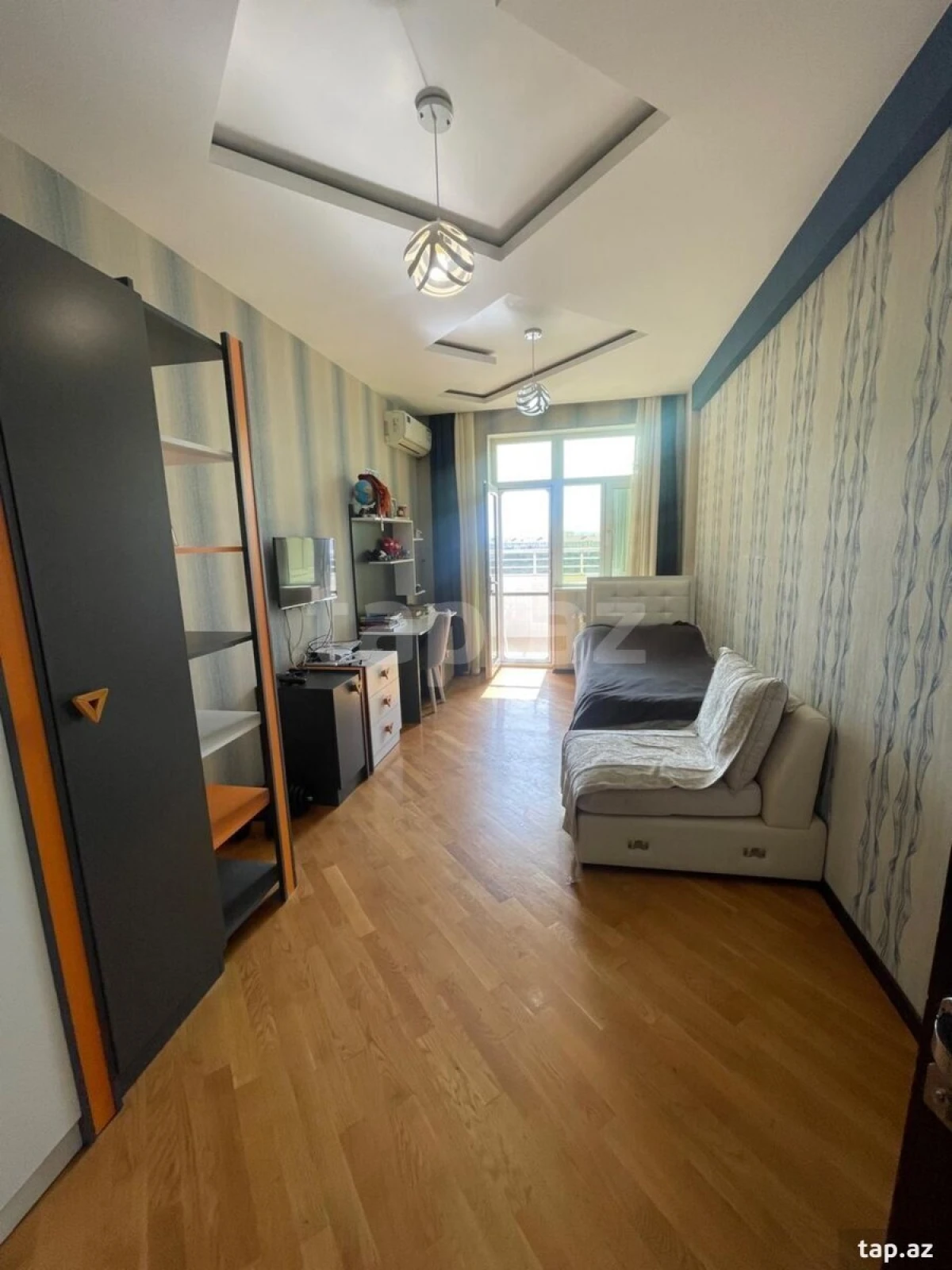 Satılır 4 otaqlı yeni tikili 145 m²