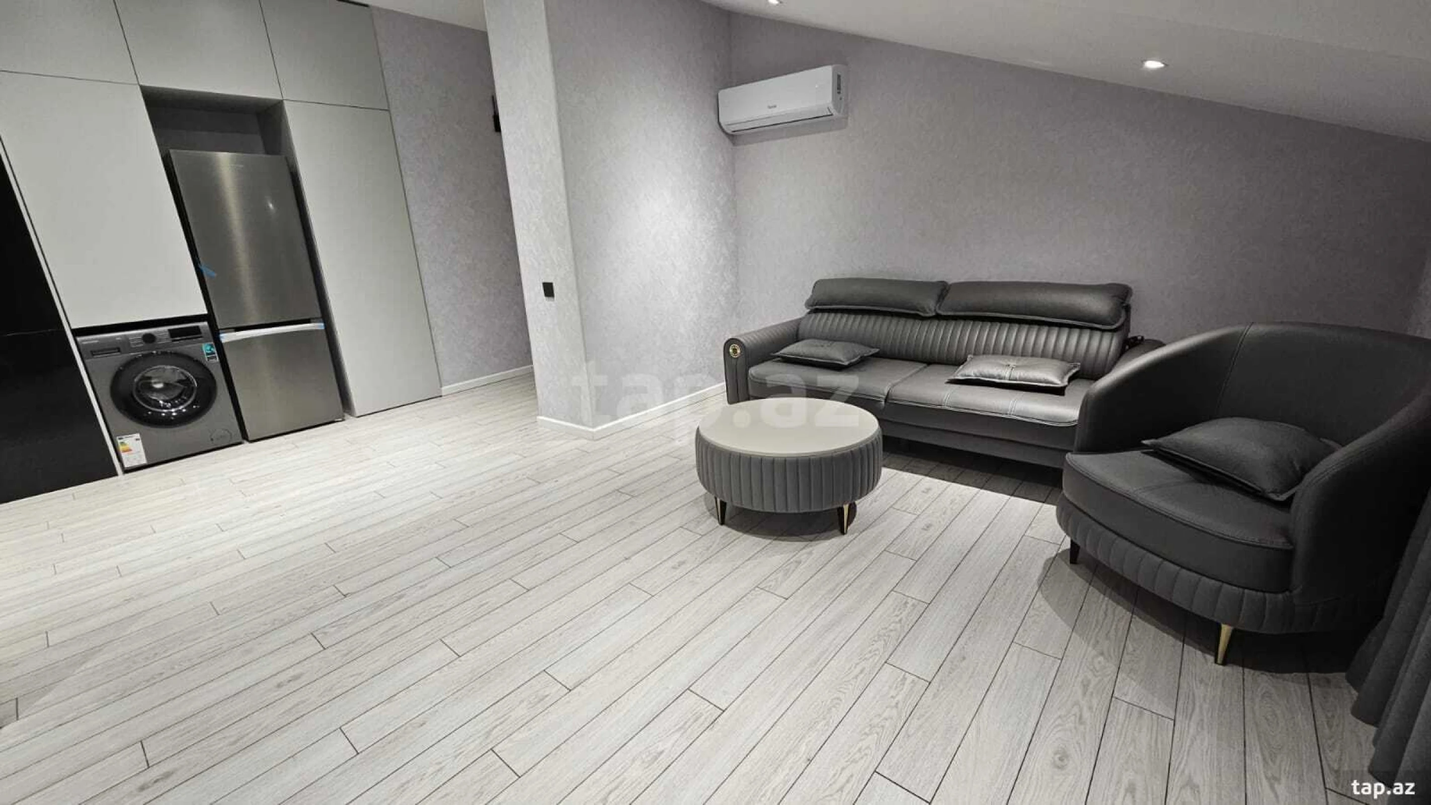 Satılır 2 otaqlı yeni tikili 75 m²
