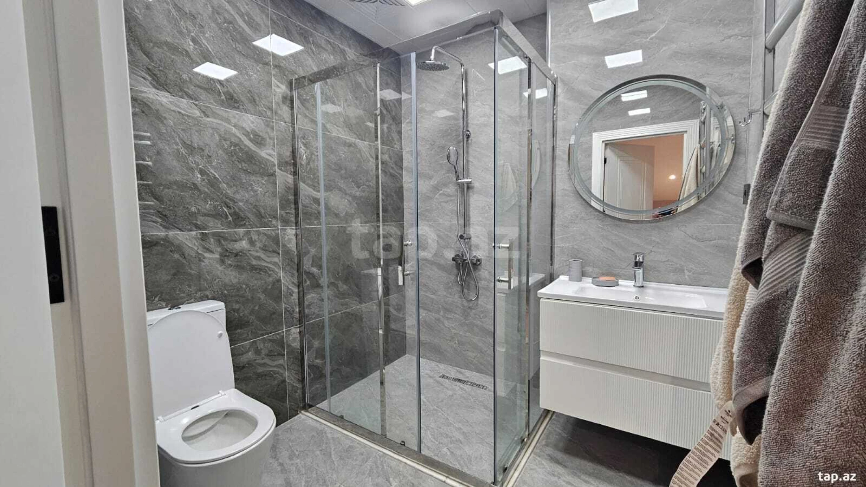 Satılır 2 otaqlı yeni tikili 75 m²