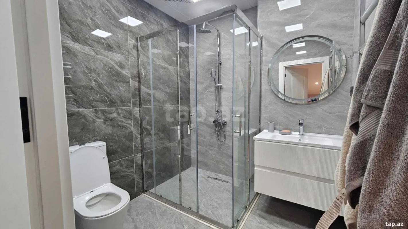 Satılır 2 otaqlı yeni tikili 75 m²