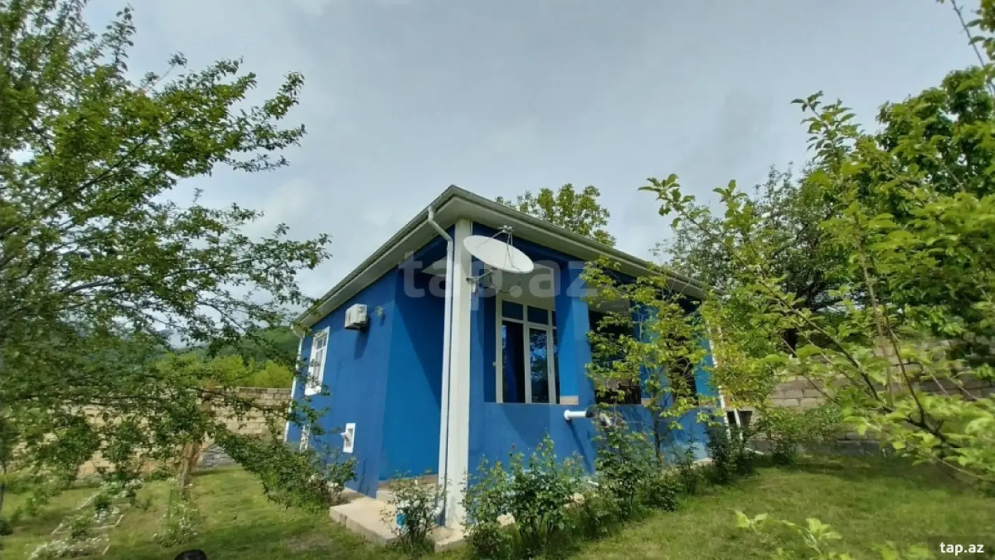 Kirayə verilir 2 otaqlı həyət evi 75 m²