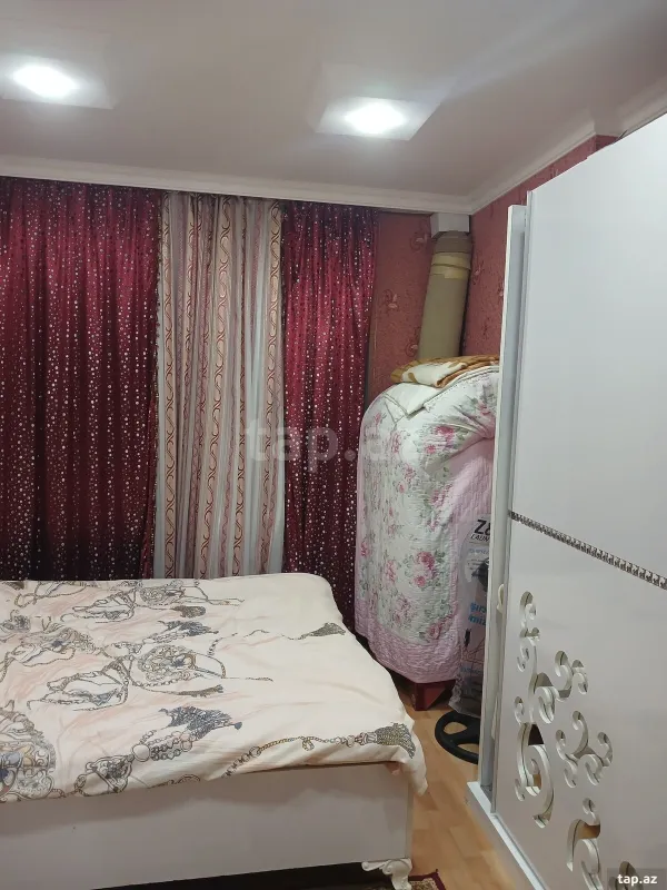 Satılır 3 otaqlı mənzil 70 m²