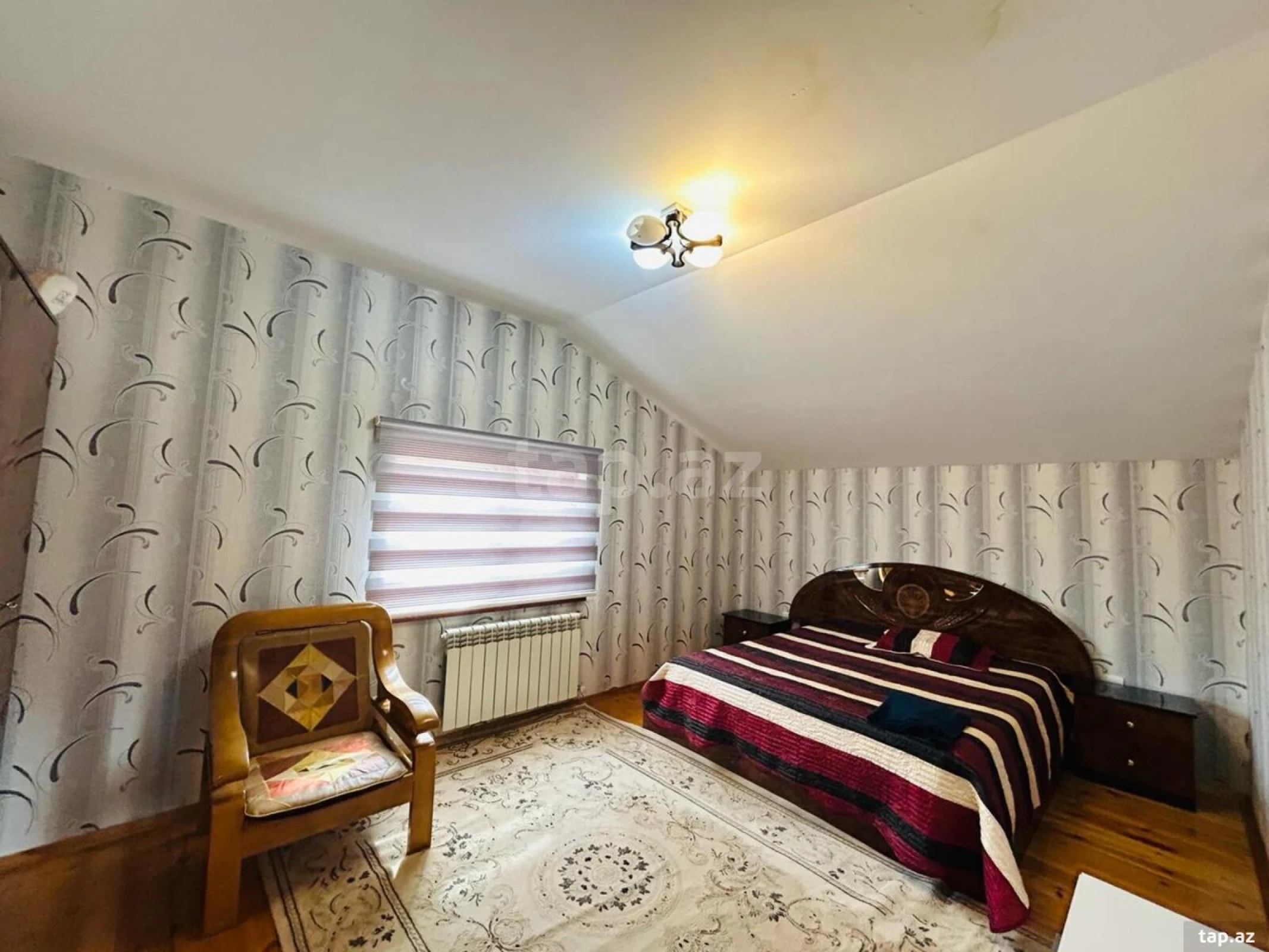 Satılır 4 otaqlı həyət evi