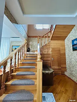 Satılır 4 otaqlı həyət evi