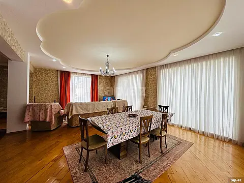 Satılır 4 otaqlı həyət evi