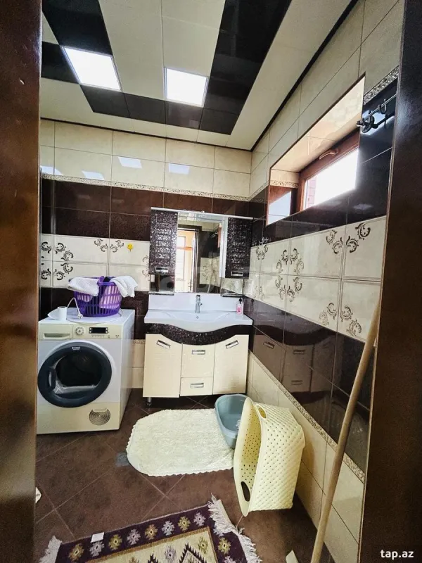 Satılır 4 otaqlı həyət evi