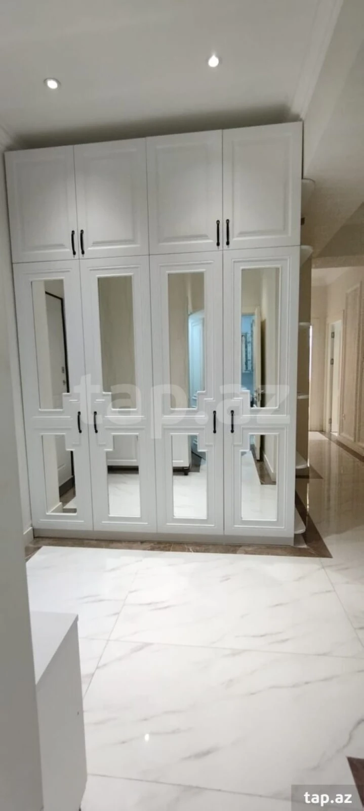 Kirayə verilir 2 otaqlı yeni tikili 80 m²