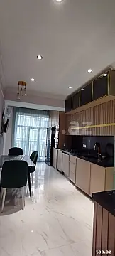 Kirayə verilir 2 otaqlı yeni tikili 80 m²