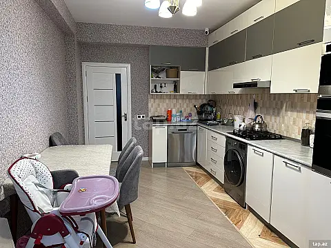 Kirayə verilir 2 otaqlı yeni tikili 94 m²