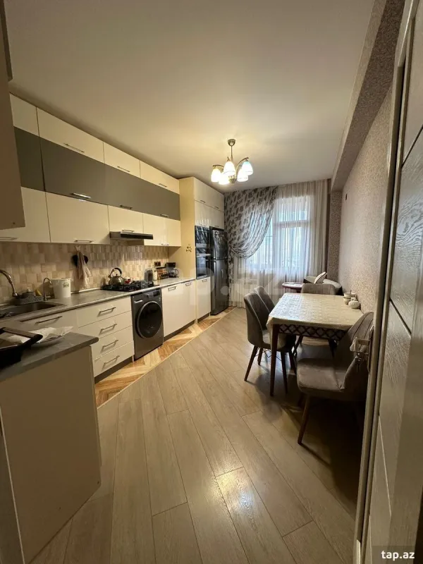 Kirayə verilir 2 otaqlı yeni tikili 94 m²