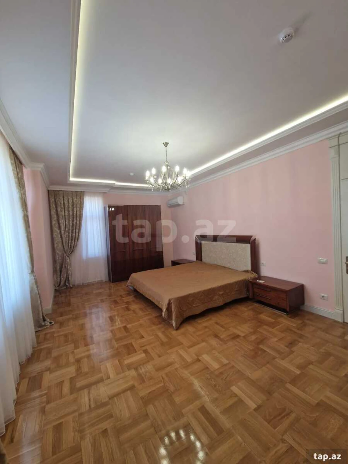 Kirayə verilir 6 otaqlı həyət evi