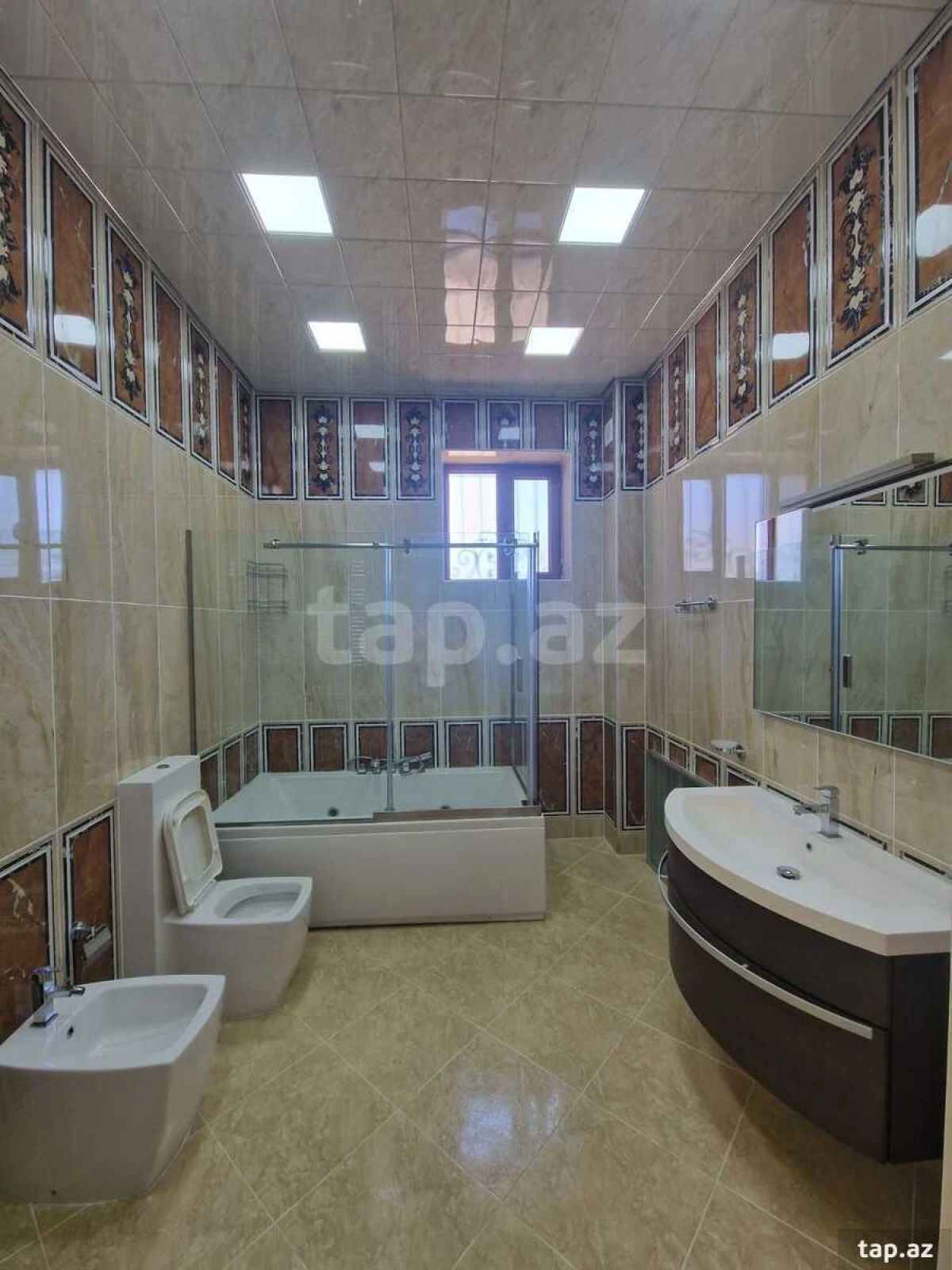 Kirayə verilir 6 otaqlı həyət evi