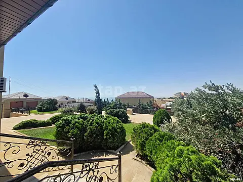 Kirayə verilir 6 otaqlı həyət evi