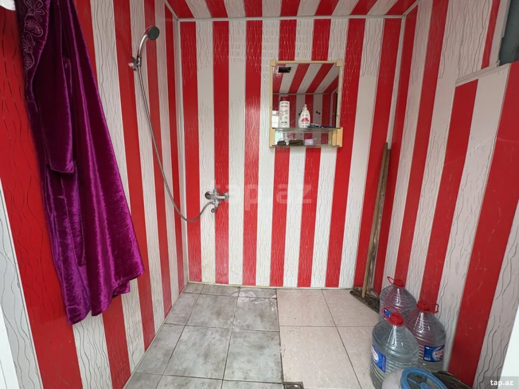 Satılır 3 otaqlı həyət evi