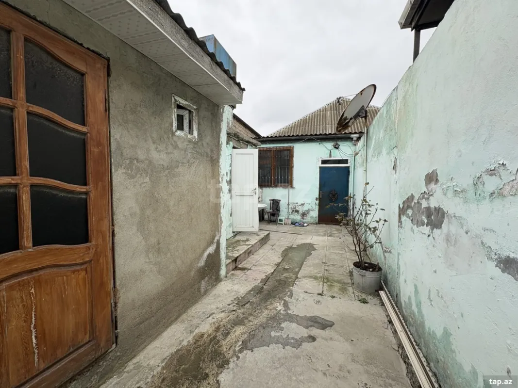Satılır 3 otaqlı həyət evi