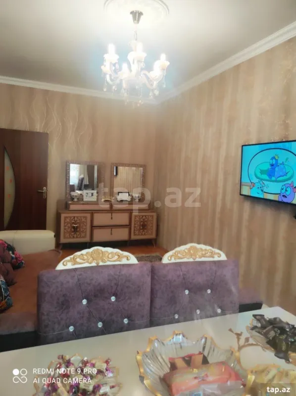 Satılır 3 otaqlı yeni tikili 81.5 m²
