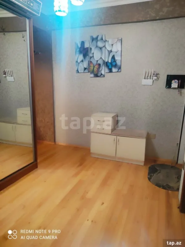 Satılır 3 otaqlı yeni tikili 81.5 m²