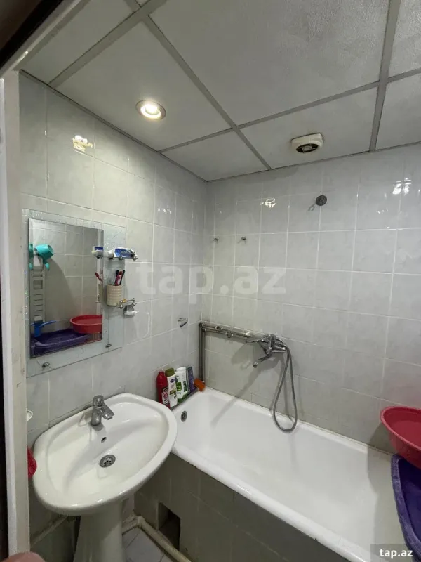 Satılır 3 otaqlı mənzil 72 m²