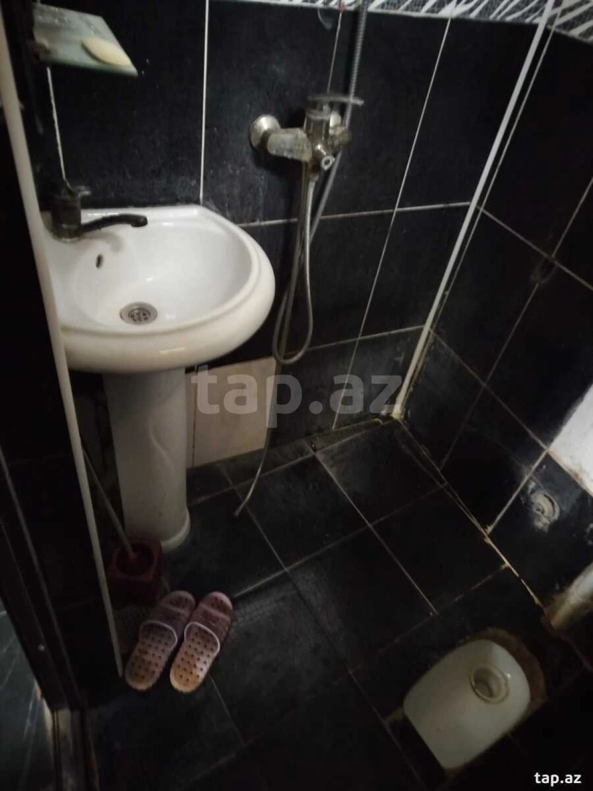 Kirayə verilir 2 otaqlı həyət evi