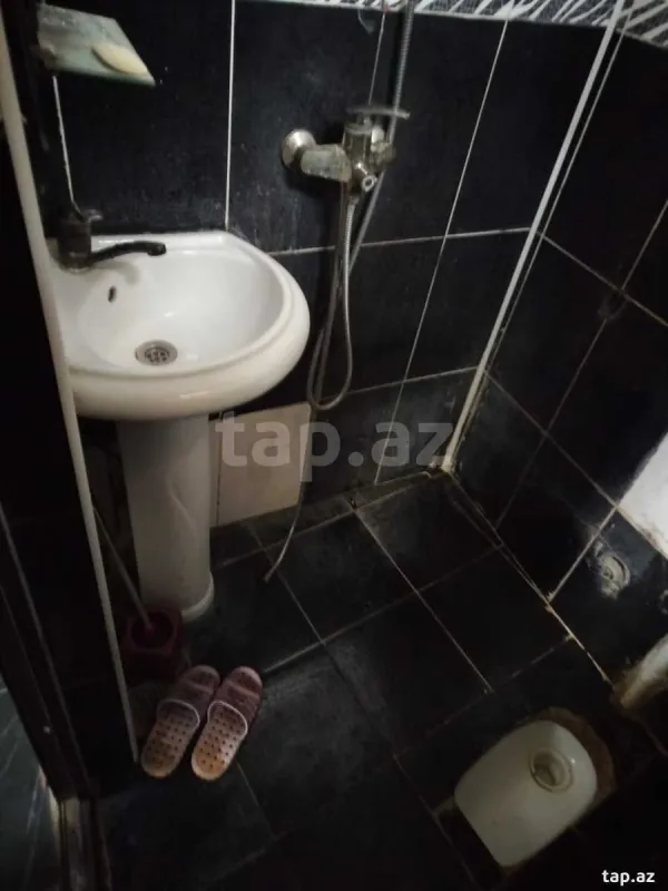 Kirayə verilir 2 otaqlı həyət evi