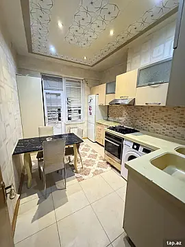 Kirayə verilir 2 otaqlı yeni tikili 96 m²