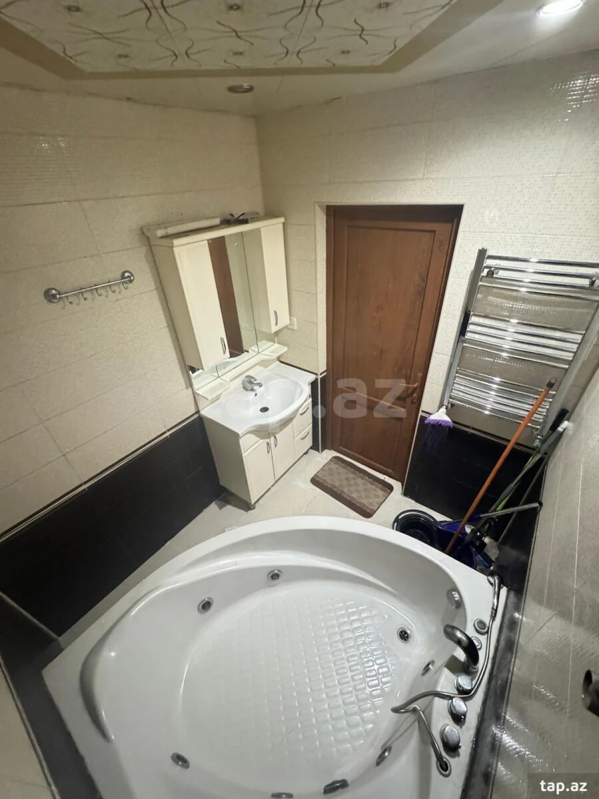 Kirayə verilir 2 otaqlı yeni tikili 96 m²