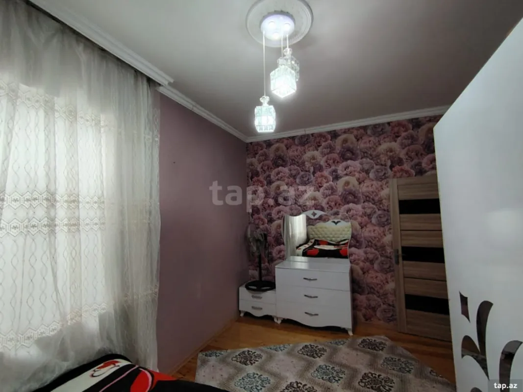 Satılır 3 otaqlı həyət evi