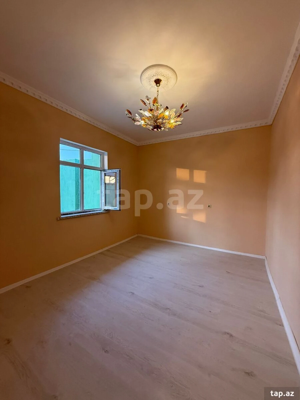 Satılır 3 otaqlı həyət evi